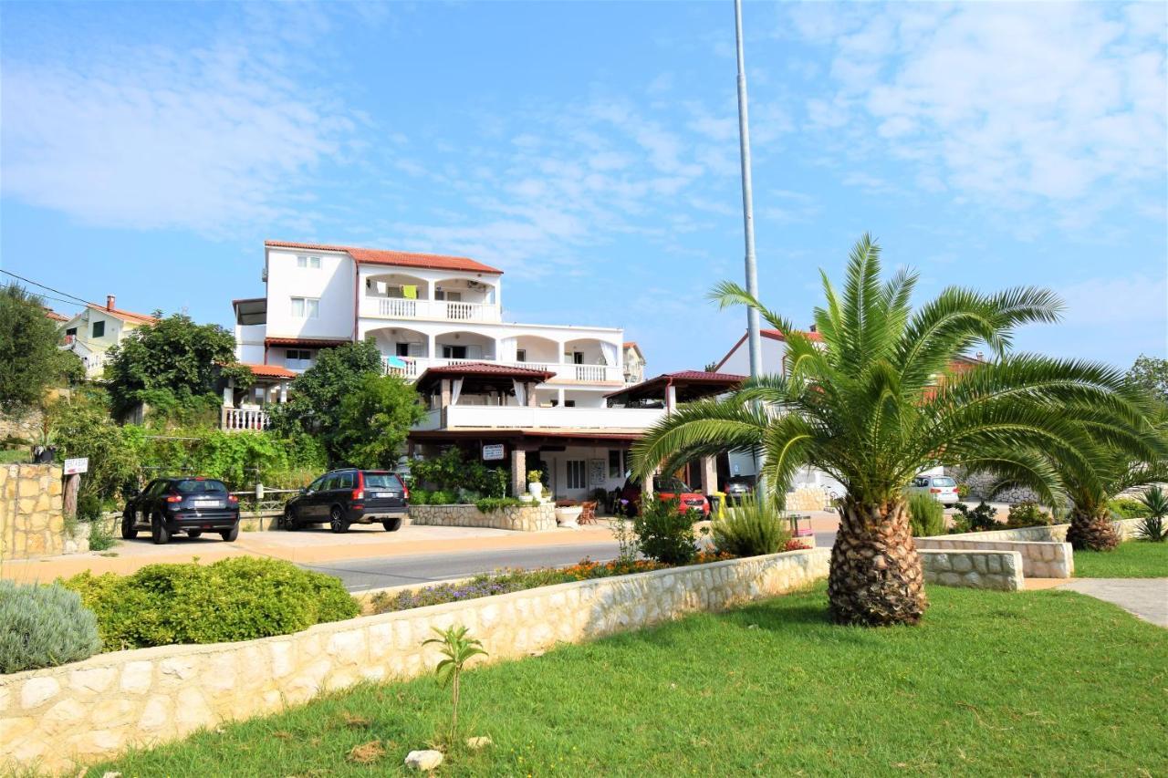 Sandra -Lopar Hotel Exterior photo